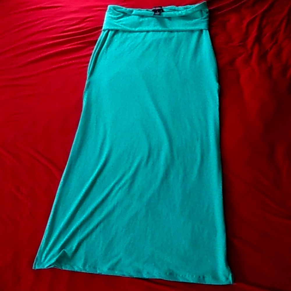 Turquoise maxi skirt with slit up to mid thigh
